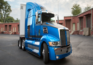 ट्रक ट्रक ट्रैक्टर - ट्रैक्टर यूनिट Western Star 5700 XE 68