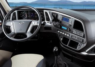 ट्रक ट्रक ट्रैक्टर - ट्रैक्टर यूनिट Hyundai Commercial Vehicles P410.42 D6CA41