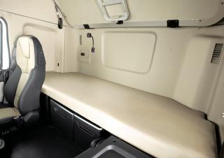 ट्रक ट्रक ट्रैक्टर - ट्रैक्टर यूनिट Hyundai Commercial Vehicles P520.64 D6CC41