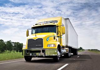 ट्रक ट्रक ट्रैक्टर - ट्रैक्टर यूनिट Mack PINNACLE CA68 Conventional CXU602 MP7 4x2