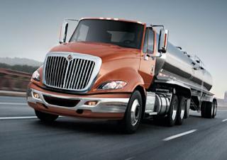 ट्रक ट्रक ट्रैक्टर - ट्रैक्टर यूनिट International PROSTAR 122 Day Cab Navistar N13 6x4