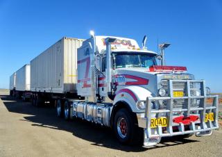 ट्रक ट्रक ट्रैक्टर - ट्रैक्टर यूनिट Mack TITAN Day Cab ISX 550 6x4