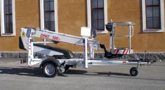टेलीस्कोपिक बूम लिफ्ट ट्रेलर माउंटेड टेलीस्कोपिक बूम लिफ्ट Dino Lift Dino 120T