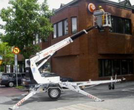 टेलीस्कोपिक बूम लिफ्ट ट्रेलर माउंटेड टेलीस्कोपिक बूम लिफ्ट Dino Lift Dino 135T