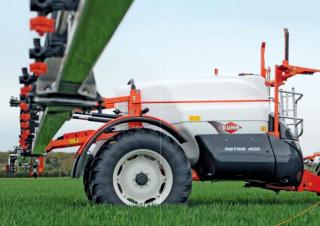 ट्रेल्ड फील्ड स्प्रेयर Kuhn Metris 4100 TR4
