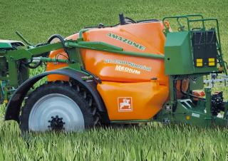ट्रेल्ड फील्ड स्प्रेयर Amazone UX 3200 Special (21)