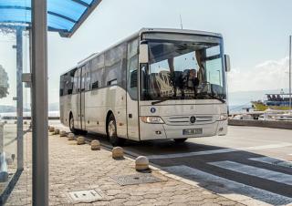 बस और कोच टूरिंग / मोटर कोच Mercedes-Benz Tourismo RH