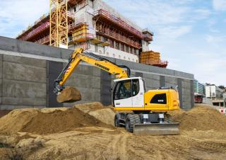 व्हील एक्सकेवेटर Liebherr A 916 Litronic