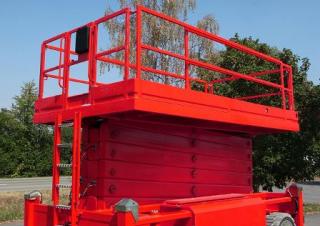 सिज़र लिफ्ट व्हील्ड सिज़र लिफ्ट PB PB S225-24DS 4x4