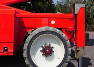 सिज़र लिफ्ट व्हील्ड सिज़र लिफ्ट PB PB S225-24DS 4x4
