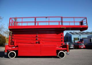 सिज़र लिफ्ट व्हील्ड सिज़र लिफ्ट PB PB S320-14ES 4x4