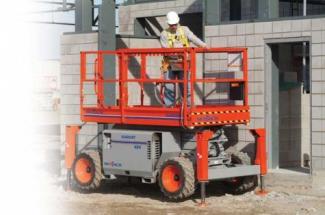 सिज़र लिफ्ट व्हील्ड सिज़र लिफ्ट Skyjack SJ 6826 RT