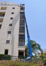 टेलीस्कोपिक बूम लिफ्ट व्हील्ड टेलीस्कोपिक बूम लिफ्ट Palazzani TSJ 30.1 R