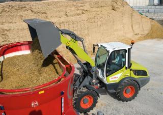यार्ड लोडर Claas Torion 639