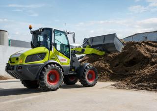यार्ड लोडर Claas Torion 639