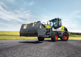 यार्ड लोडर Claas Torion 738 T Sinus