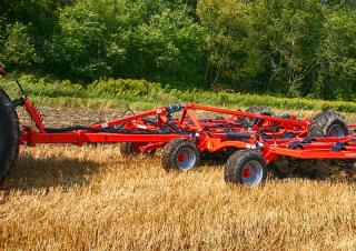 कल्टीवेटर Kubota CU1300 AP
