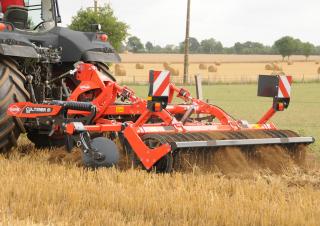 कल्टीवेटर Kuhn Cultimer M 300 T