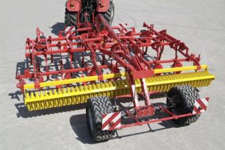 कल्टीवेटर Pöttinger Synkro 6003 T