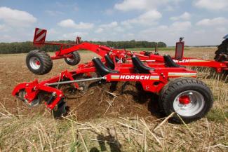 कल्टीवेटर Horsch Terrano 5 FX