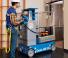 टेलीस्कोपिक बूम लिफ्ट व्हील्ड टेलीस्कोपिक बूम लिफ्ट Genie GR-15 Runabout