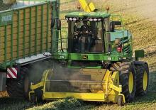 2WD फोरेज हार्वेस्टर John Deere 7350