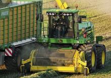 2WD फोरेज हार्वेस्टर John Deere 7550