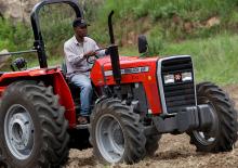 2WD ट्रैक्टर Massey Ferguson MF 268 Xtra