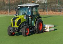 2WD ट्रैक्टर Claas Nexos 210 F