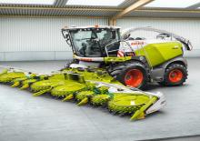 4WD फोरेज हार्वेस्टर Claas Jaguar 830