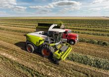 4WD फोरेज हार्वेस्टर Claas Jaguar 840