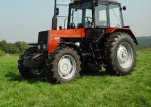 4WD ट्रैक्टर Belarus 1025
