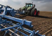 4WD ट्रैक्टर Fendt 1046 Vario PowerPlus