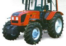 4WD ट्रैक्टर Belarus 1220.3