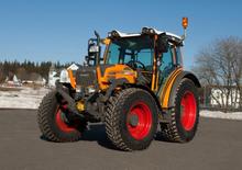 4WD ट्रैक्टर Fendt 211 V Vario