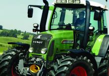 4WD ट्रैक्टर Fendt 415 Vario