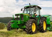 4WD ट्रैक्टर John Deere 5080 G
