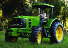 4WD ट्रैक्टर John Deere 6125 E