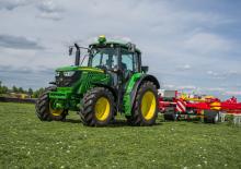 4WD ट्रैक्टर John Deere 6130 M