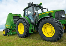 4WD ट्रैक्टर John Deere 6534 Premium