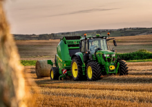 4WD ट्रैक्टर John Deere 6M 140