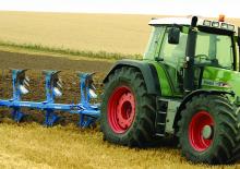 4WD ट्रैक्टर Fendt 712 Vario