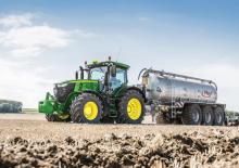 4WD ट्रैक्टर John Deere 7210R