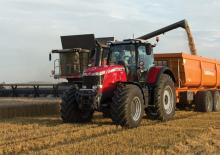 4WD ट्रैक्टर Massey Ferguson 8737	