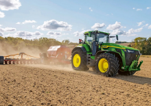 4WD ट्रैक्टर John Deere 8R 540  