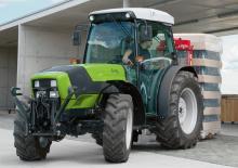 4WD ट्रैक्टर DEUTZ-FAHR Agroplus F 420 GS