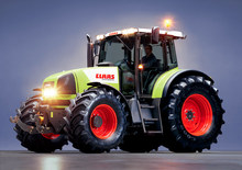 4WD ट्रैक्टर Claas Ares 826 RZ Comfort