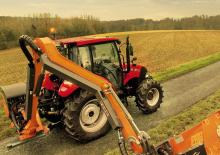 4WD ट्रैक्टर Case IH Farmall 85 C Rops Komfort