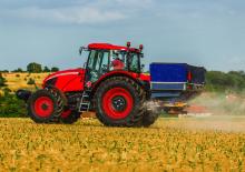 4WD ट्रैक्टर Zetor Forterra 140 HSX