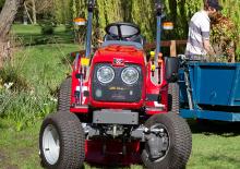 4WD ट्रैक्टर Massey Ferguson MF 1520